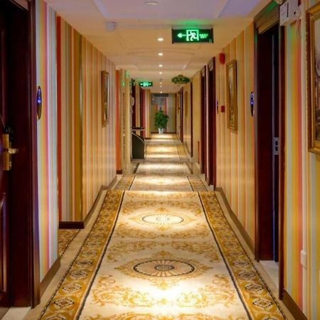 Vienna Hotel - Shenzhen Dongmen Hubei Metro Station Exterior foto